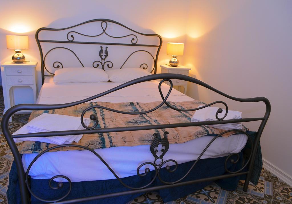 Belvedere Private Luxury Beach Villa Chalki Town Zimmer foto